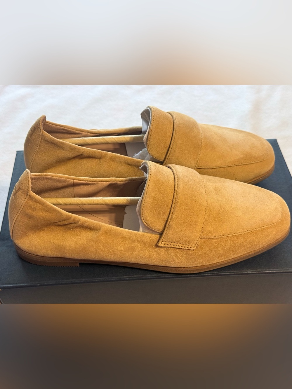 New Cole Haan Trinnie Soft Loafer. Suede. Size 6B. Buckwheat color.